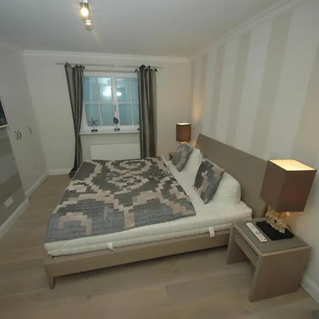 App 1 Senskin Apartment